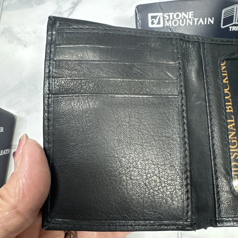 Stone Mountain Men's Leather Wallet Trifold - RFID Protection - Black New In Box